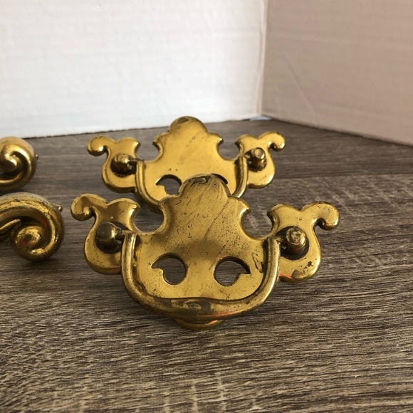Vtg Brass Chippendale Cabinet Hardware - Picture 5 of 15